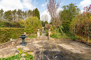 Photo 16- click for photo gallery